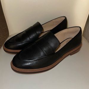 Vince Camuto leather loafers